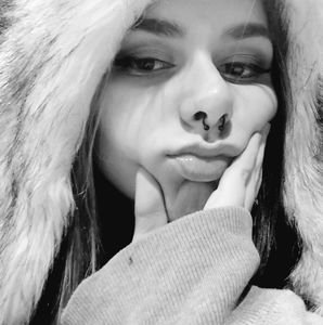 Meet your Posher, Savannah